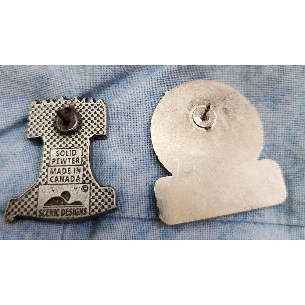 VTG 2 Liberty Bell Pins Philadelphia PA